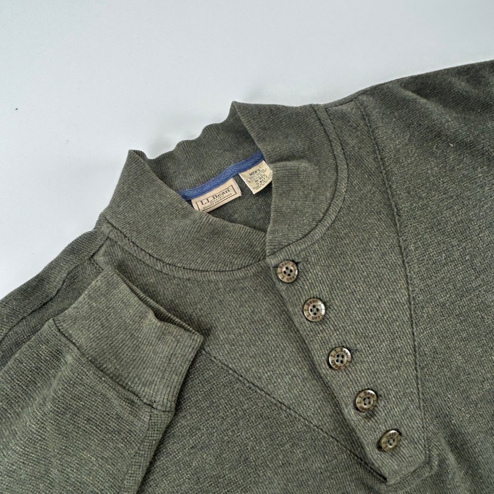 LL Bean Mens M Shawl Olive Green Waffle Knit 5-Button Henley Mock Neck Pullover - Picture 1 of 8